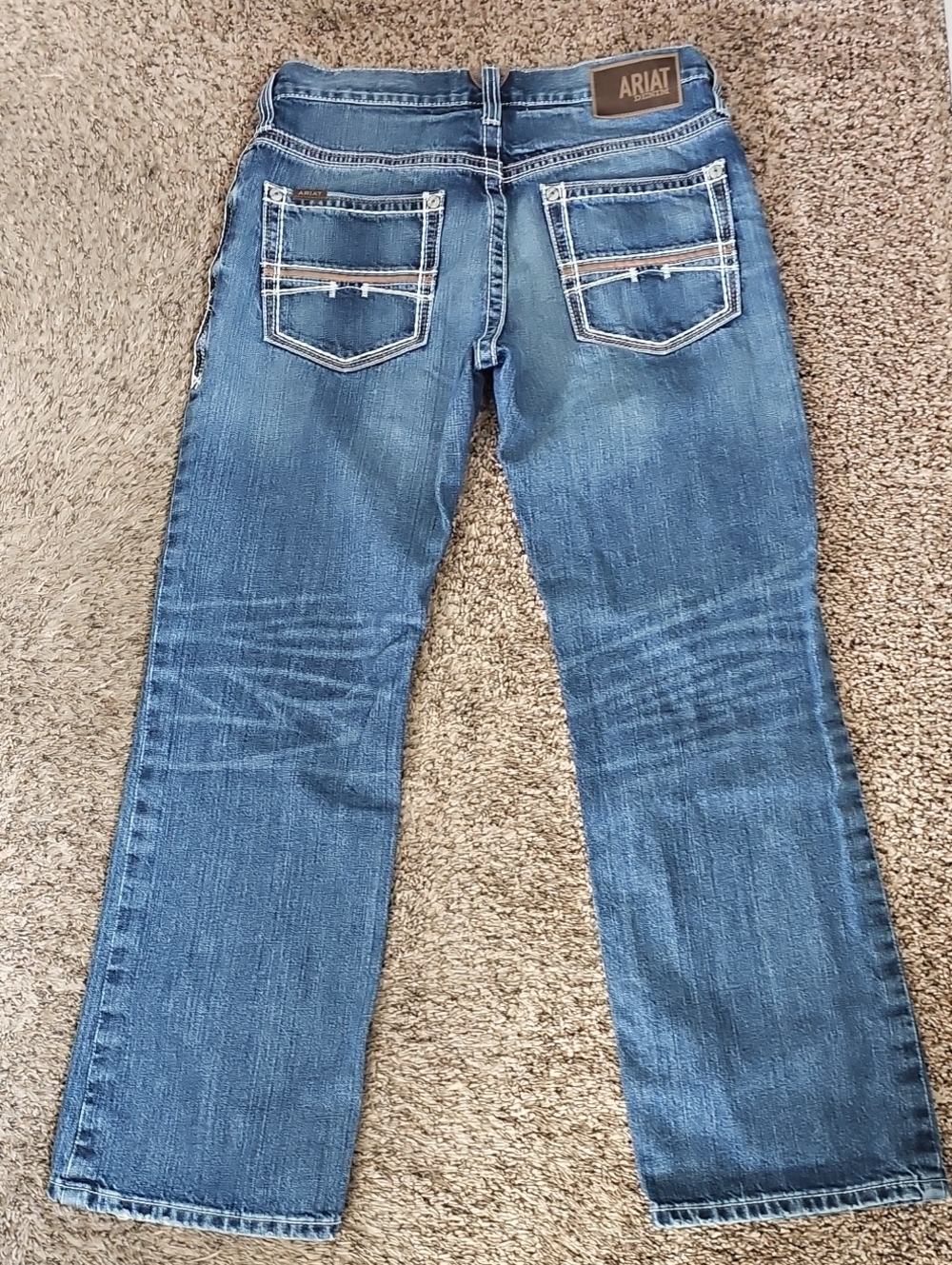 ARIAT mens Relaxed Bootcut Jeans! M4 Sz 32/30! Like New Condition!